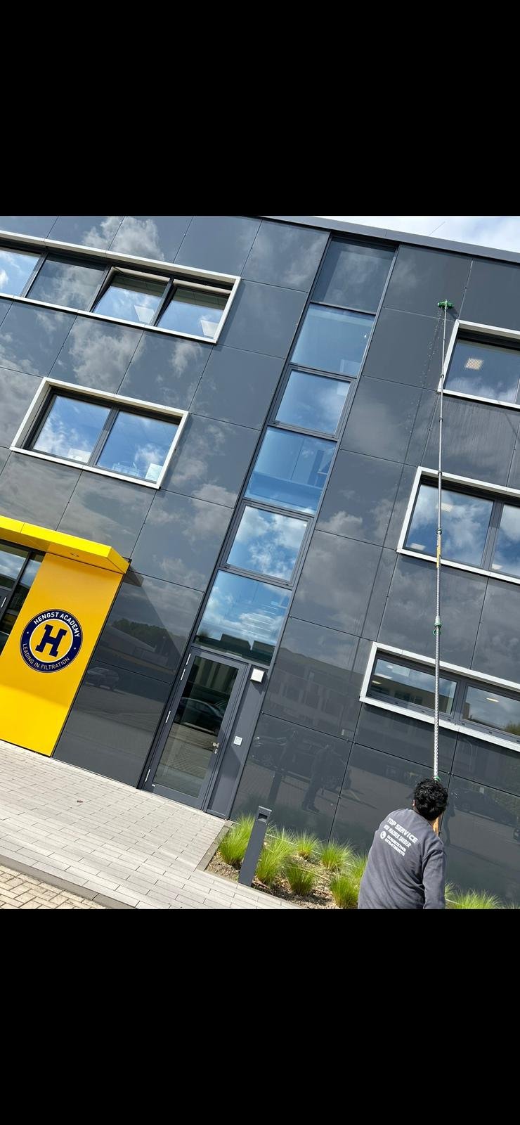 Fensterreinigung von TOPSERVICE Dienstleistungen